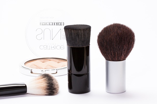 Cosmetics 259181 640